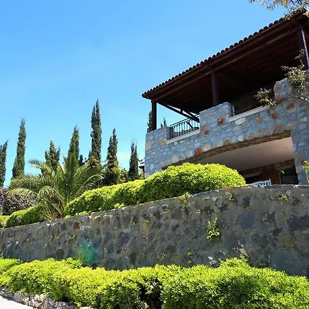 Serene Villa